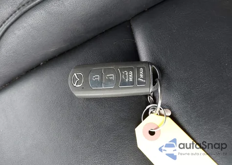 2018 Mazda Mazda3 Touring из США, поврежденный, VIN 3MZBN1V36JM169342